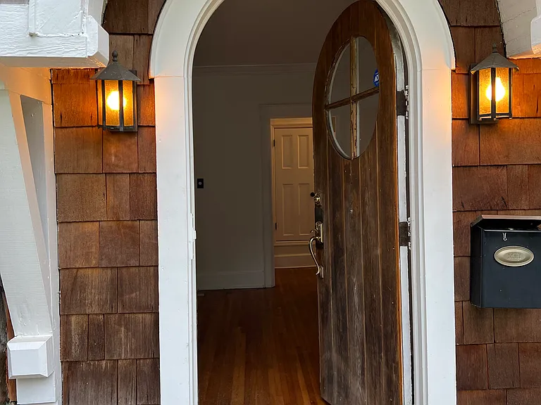 221 Eveningside Dr — Photo 11