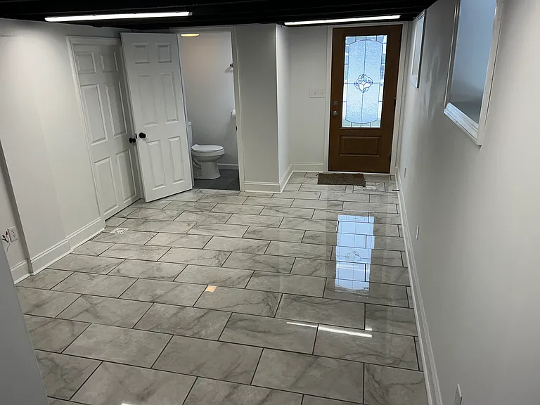 206 Zenith Rd — Photo 4