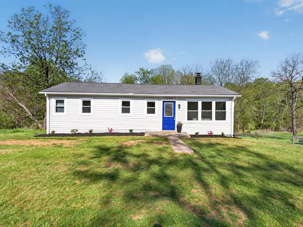 228 Chapel Ln, Lynchburg, VA 24501
