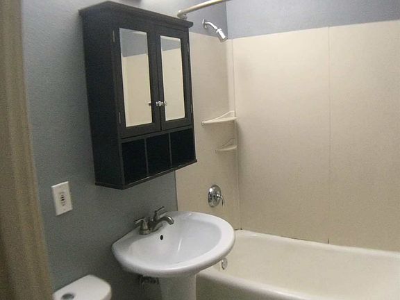 5th image of 1460-1510 Underwood Ave #16596888