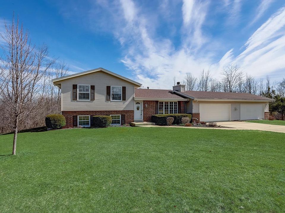 1st image of 989 Woodview DRIVE
