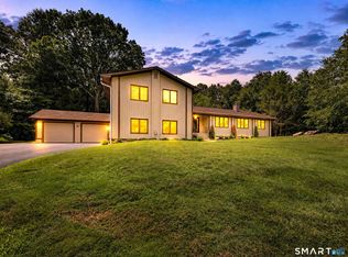 634 Aspen Lane, Orange, CT 06477