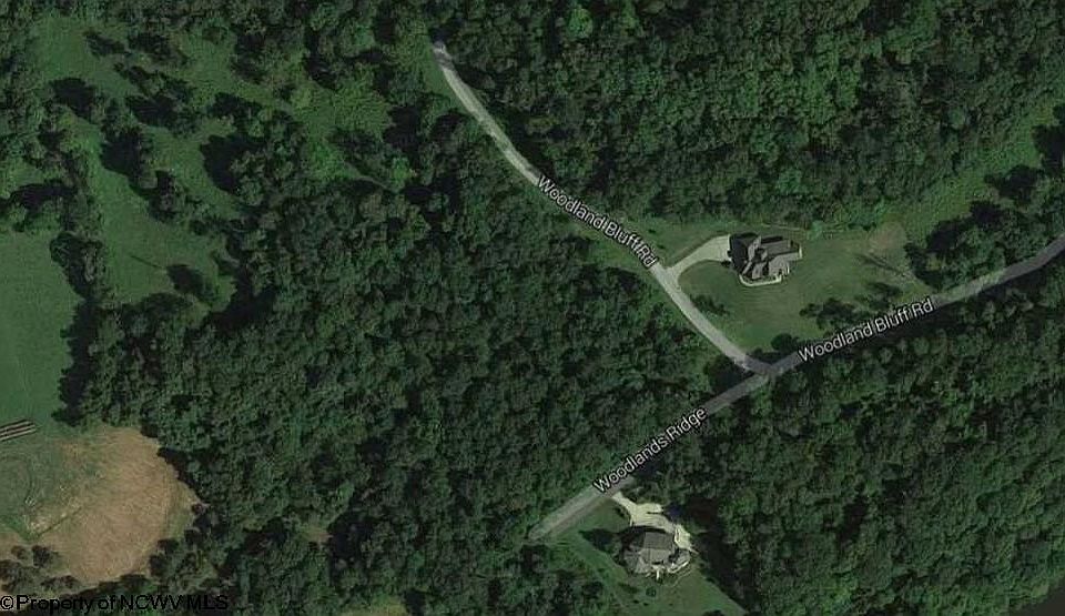 1st image of 42 Woodland Ter