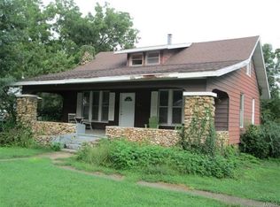 675 Spiller St, Lebanon, MO 65536
