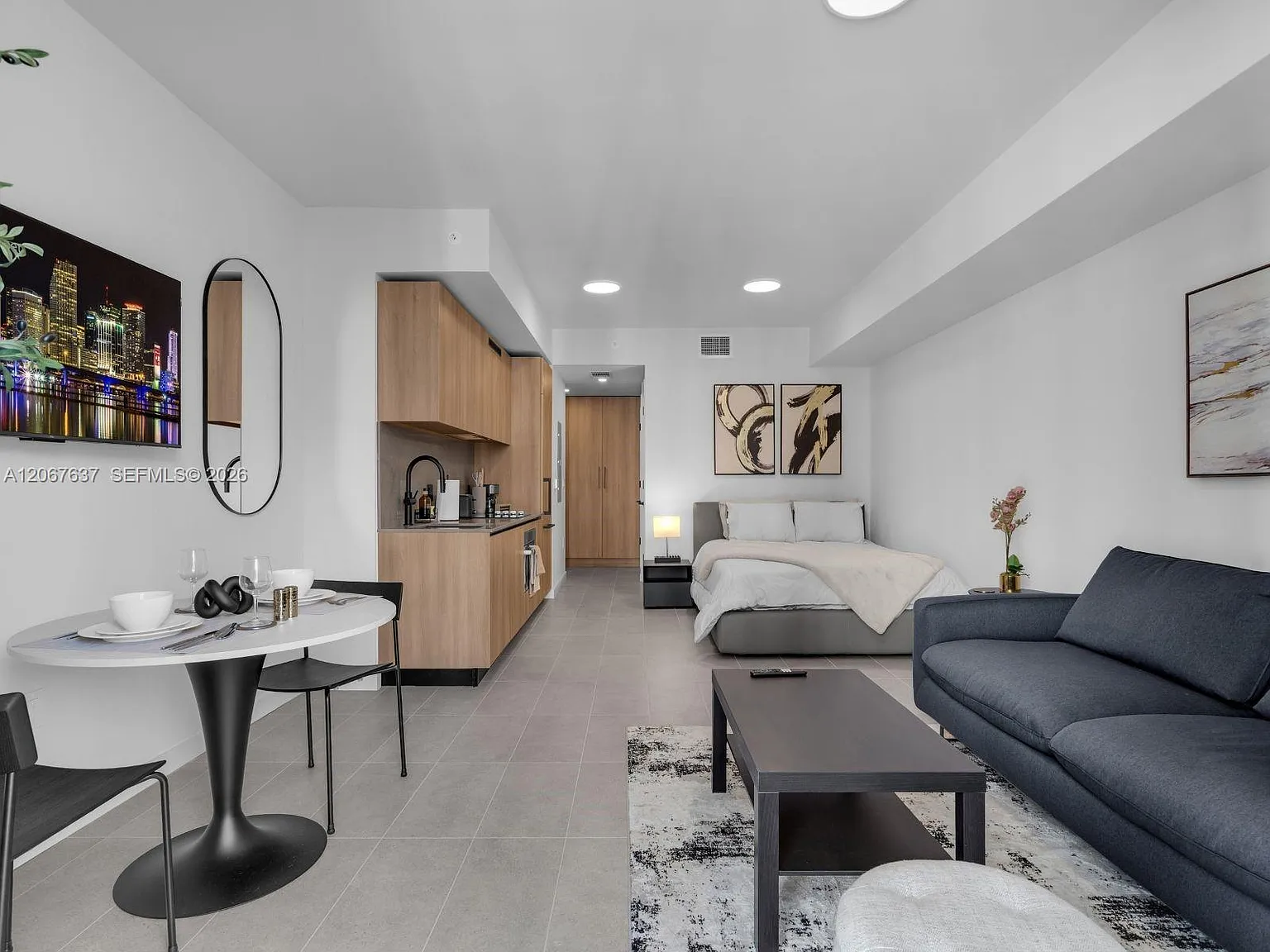 Studio, 1.0 bath, 401 sqft, $3,695 — Photo 3
