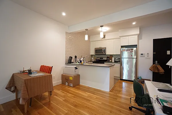 Rented by Rennit Inc. | media 18