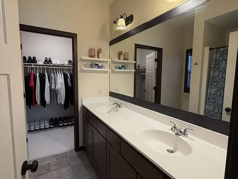 1190 Landings Ln — Photo 11