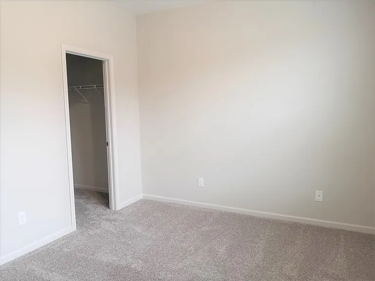 9537 Ainslie Downs St — Photo 14