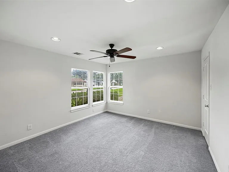 4914 Ventura Ln — Photo 17