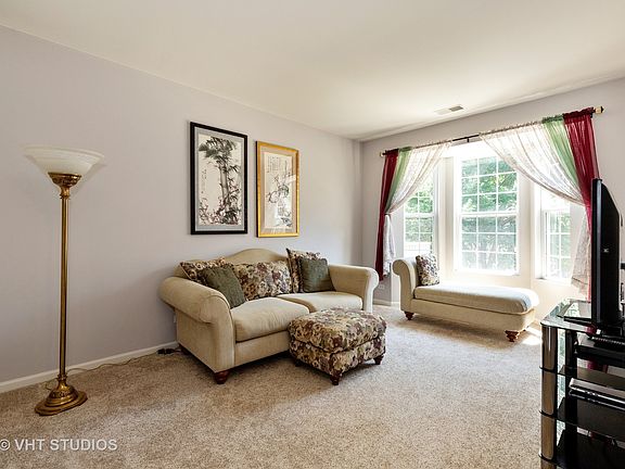 3rd image of 1112 Chadwick Dr