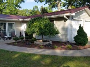 772 Post Oak Rd, Camden, TN 38320