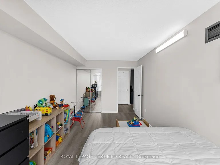 700 Constellation Dr #210 — Photo 26