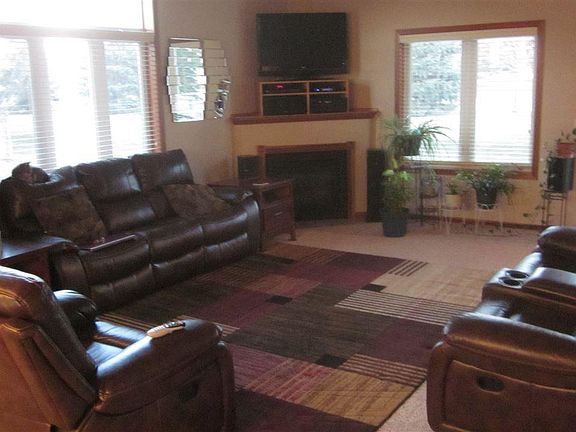 2nd image of 8202 S Brenda Pl