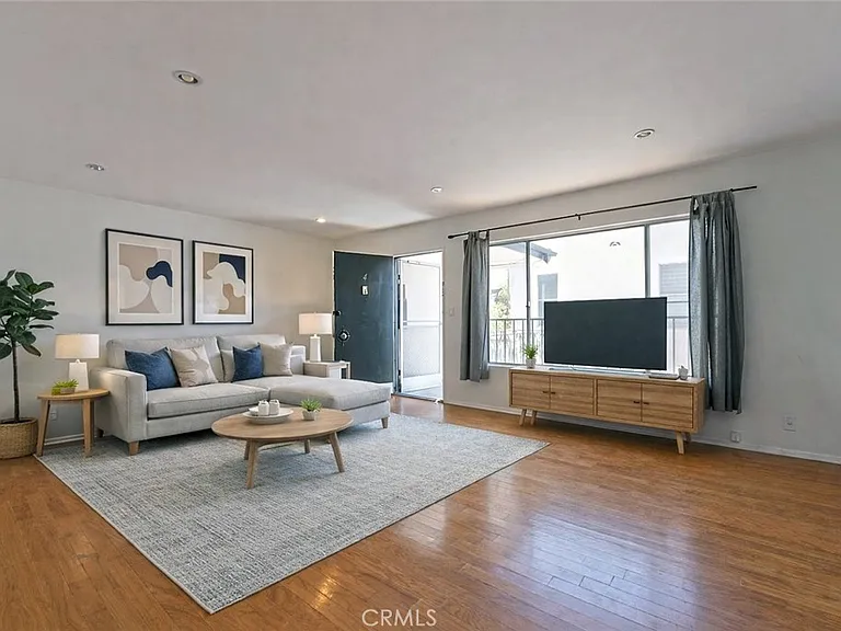 1436 S Bedford St #4 — Photo 3