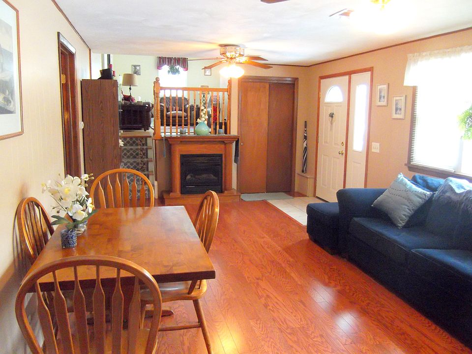 2nd image of 1126 Whitlock Rd