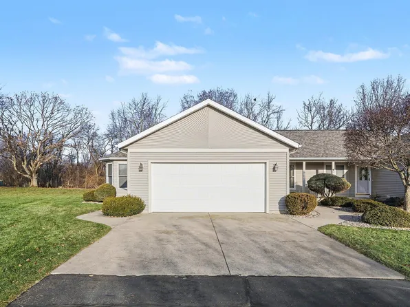 95 Oakwood Dr, Coldwater, MI 49036