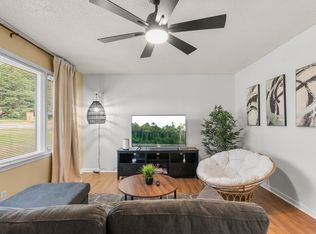 (Undisclosed Address), Wellford, SC 29385