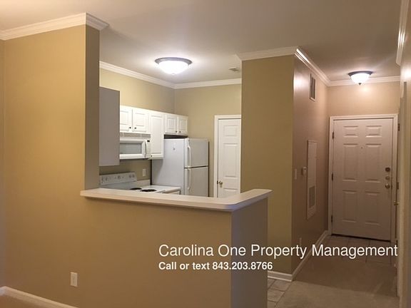 4th image of 1600 Long Grove Dr Unit 624