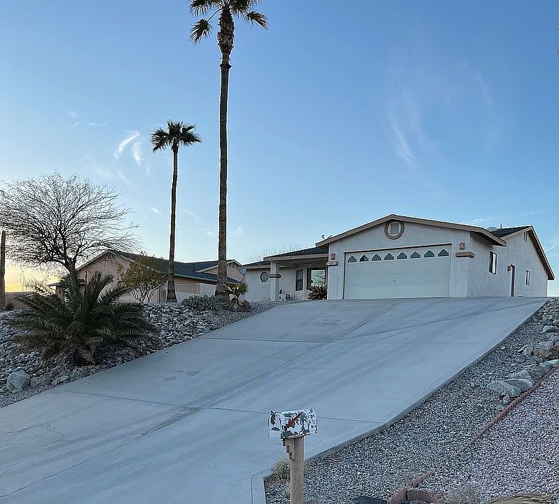 1st image of 2611 Clarke Dr