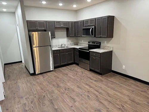 1008 N Rolla St #401 Photo 1