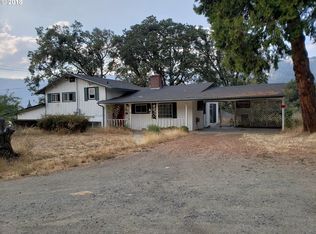 357 Meadow Ln, Myrtle Creek, OR 97457