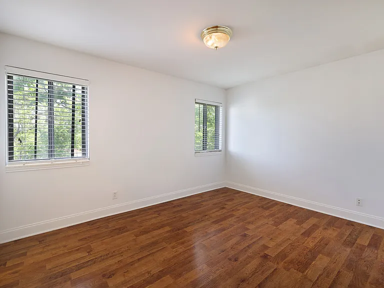 3210 Orleans Dr #8 — Photo 13