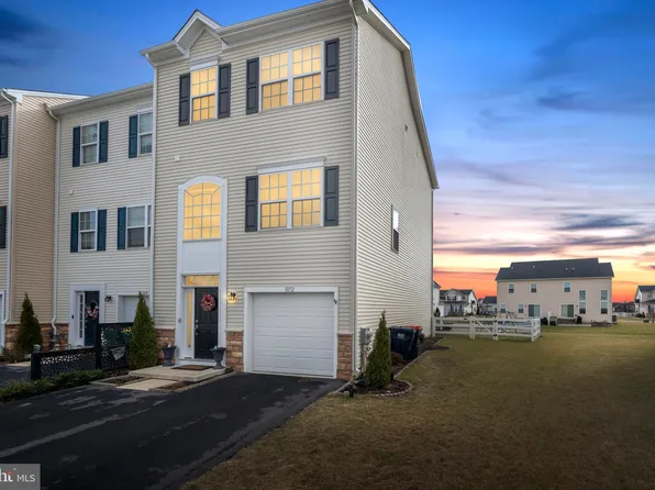 1072 Wickersham Way, Middletown, DE 19709