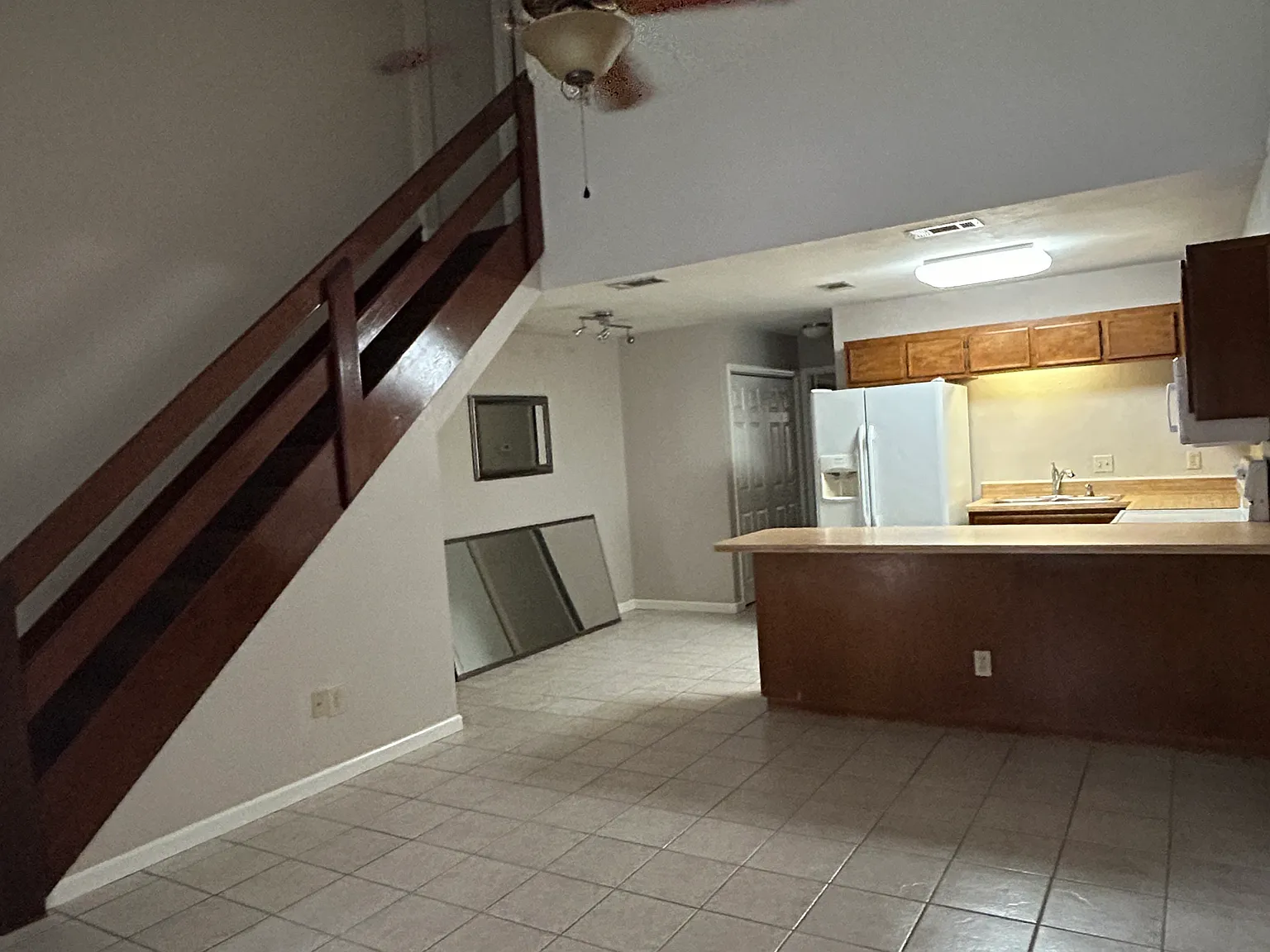 2 bed, 928 sqft, $1,200 — Photo 4