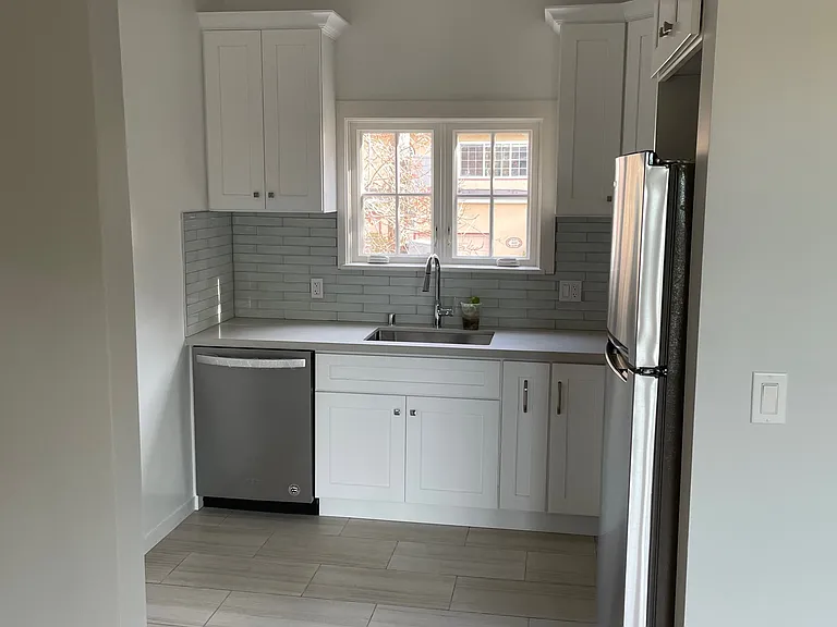 1640 Euclid Ave #3 — Photo 6