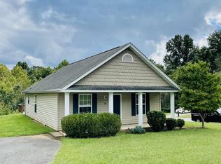 148 New Towne Rd, Lynchburg, VA 24502