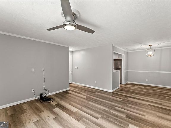 4th image of 1307 Natchez Trce
