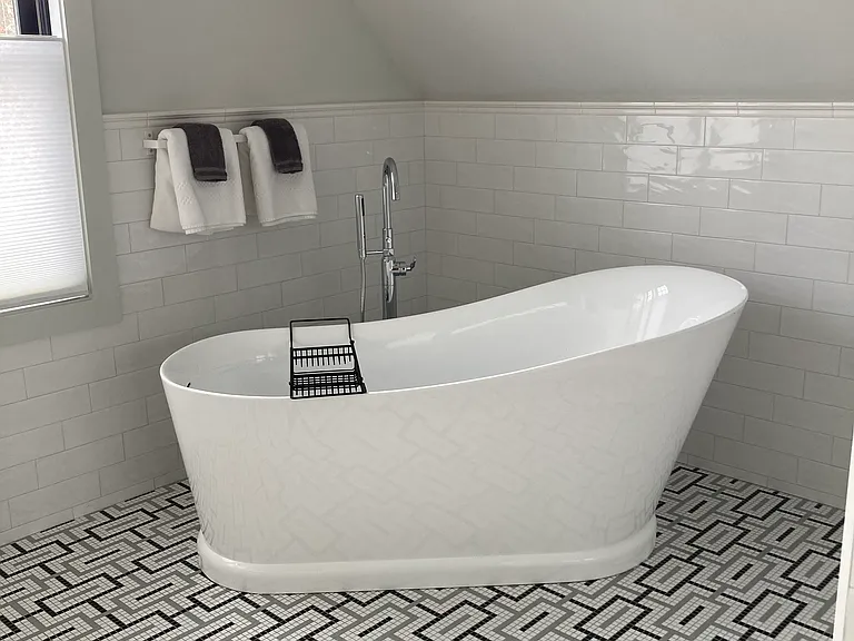 52 Main St #12 — Photo 11