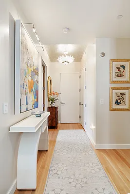 Sold by Nest Seekers International | media 28