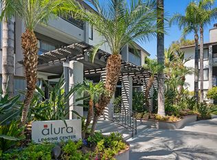 Alura, Woodland Hills, CA 91367