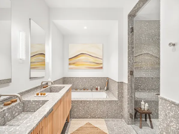 30 Front Street image 10 of 36