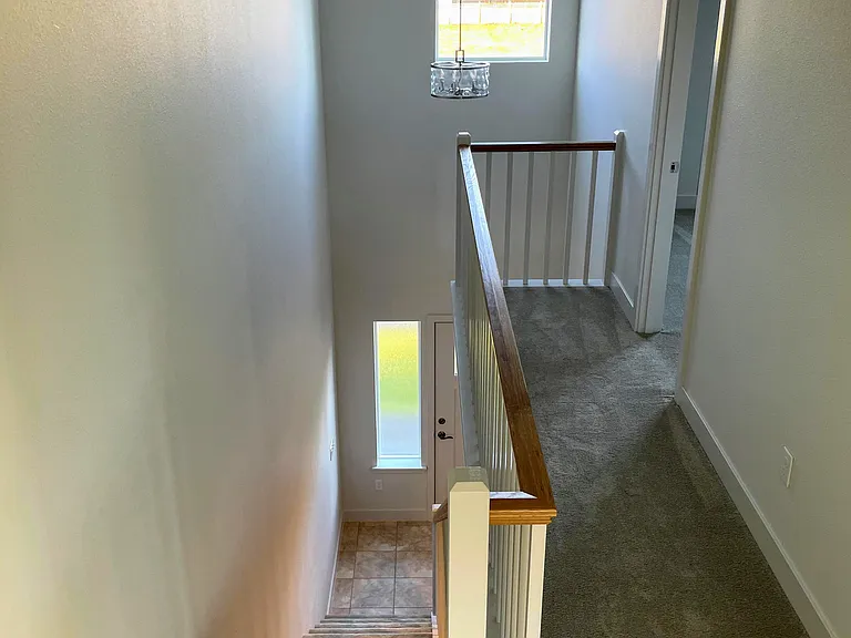 908 Oregon Ave S — Photo 13