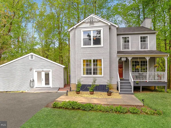 2988 Tartan Ln, Chesapeake Beach, MD 20732