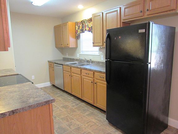4th image of 2401 Old Knoxville Pike