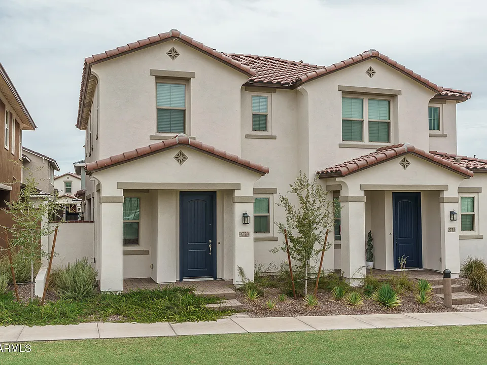 2779 N Claire Dr