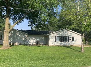 116 N Church St, Chatham, IL 62629