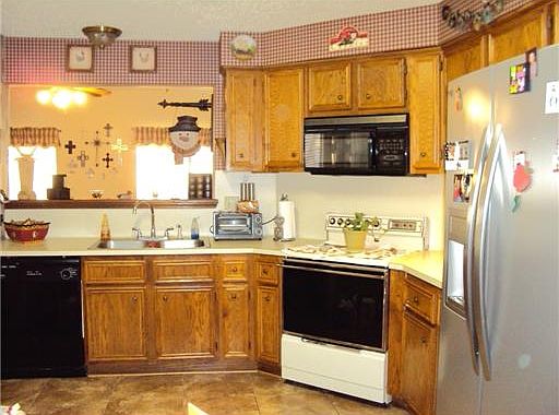 3rd image of 2736 San Felipe Dr