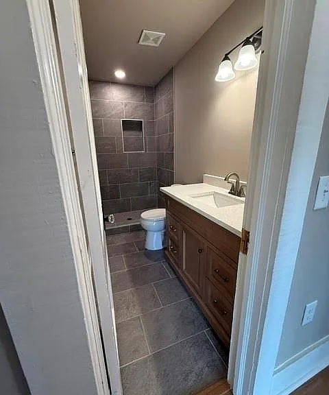 920 Cardinal Dr — Photo 16