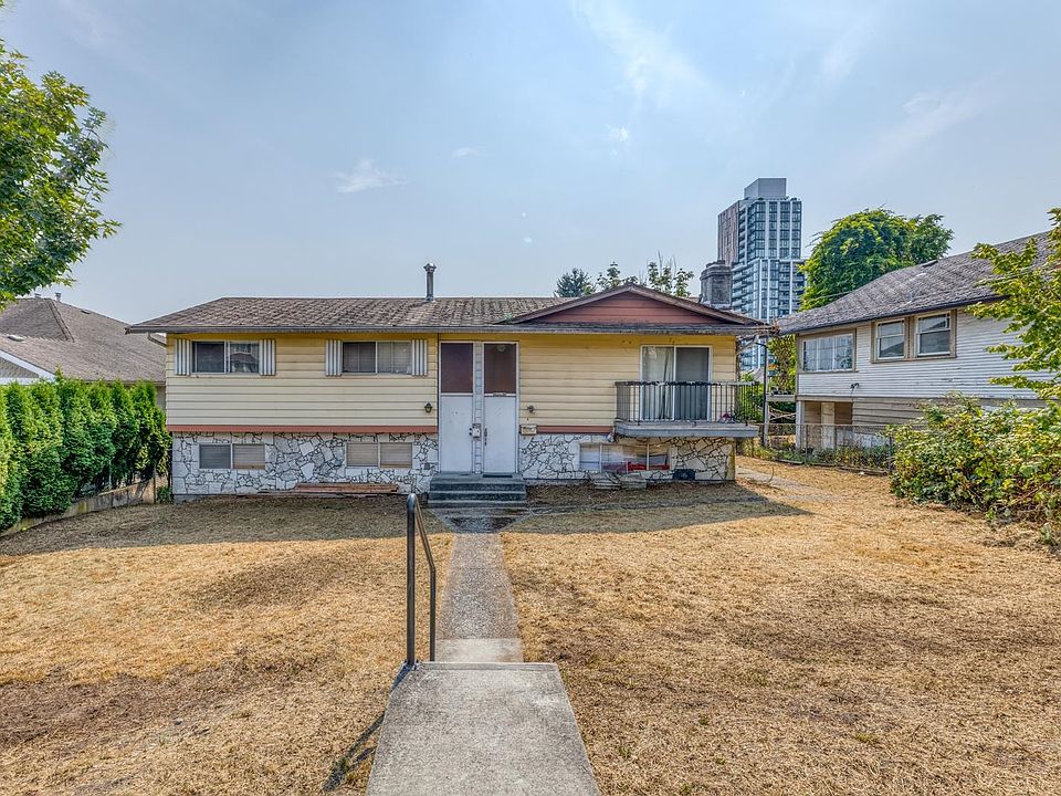 1st image of 920 Harris Ave