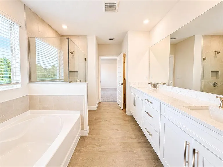18035 Cider Mill Ln — Photo 39