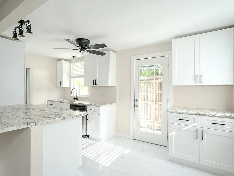 3310 E Maritana Dr — Photo 37