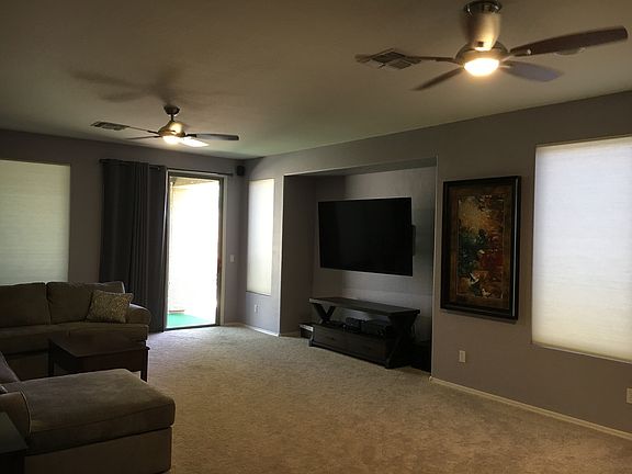 4th image of 41030 N Iron Horse Way