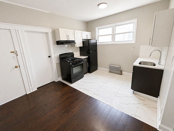 3rd image of 41-43 Highland Ave #2R