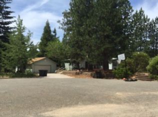 2301 Dusty Ln, Mount Shasta, CA 96067