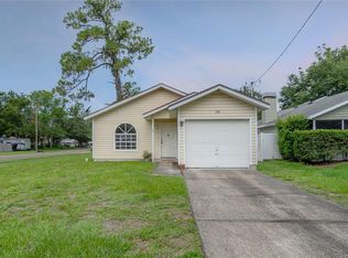 208 Oakwood Blvd, Oldsmar, FL 34677