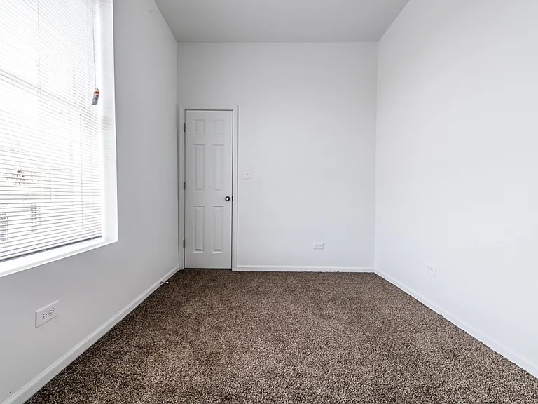 1630 S Sawyer Ave — Photo 11